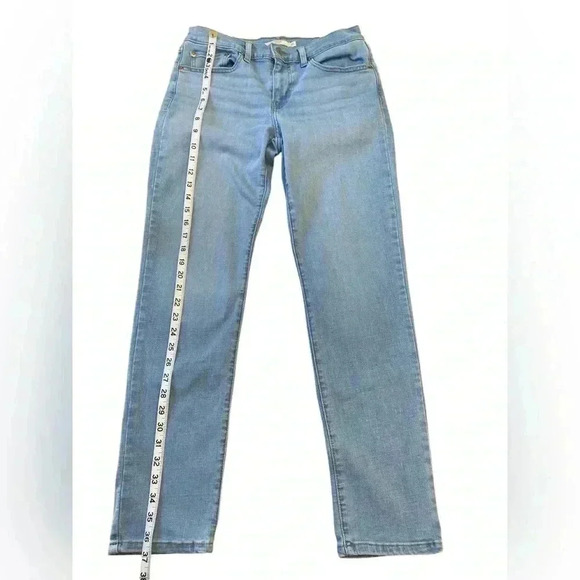 Levi's Women's Boyfriend Jeans, W27 L30, Light Blue - Picture 9 of 10